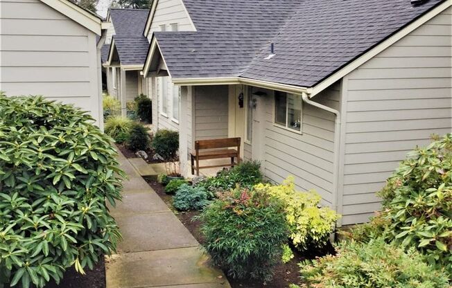 2 beds, 1.5 baths, 1,000 sqft, $1,695, Unit IG 3022