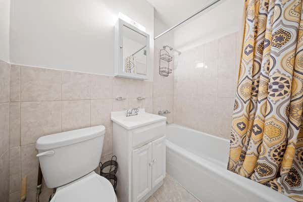 720 E 31 ST