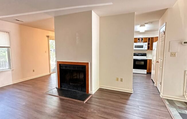 3 beds, 2.5 baths, $1,950