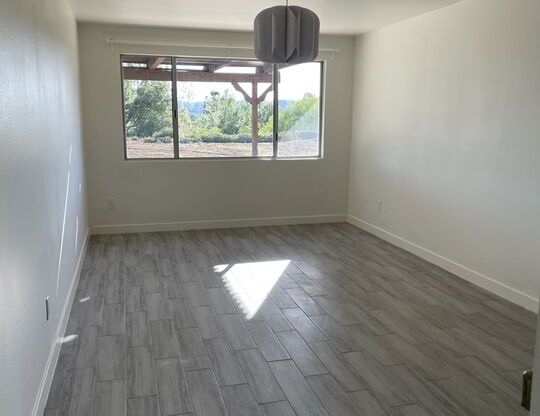 4 beds, 2.5 baths, 2,569 sqft, $5,500