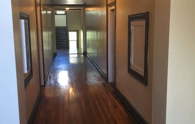 1 bed, 1 bath, 550 sqft, $710, Unit 37