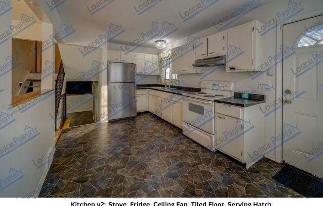 771 4 AVE