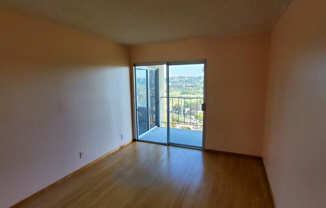 2 beds, 2 baths, $2,495, Unit # 11