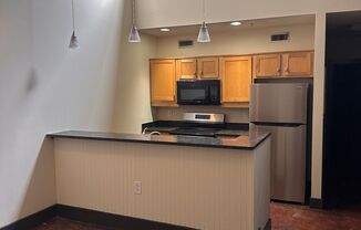 2 beds, 2 baths, 850 sqft, $1,275, Unit APT 106