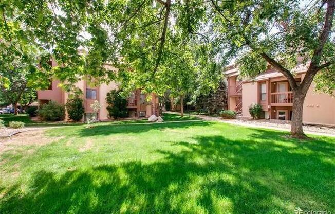 Charming 2bd/1ba Boulder Apartment Available September 9th!