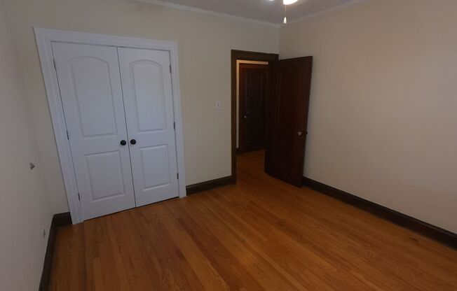 3436-38 N Keeler Ave.