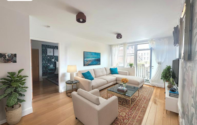 70 W 139 ST