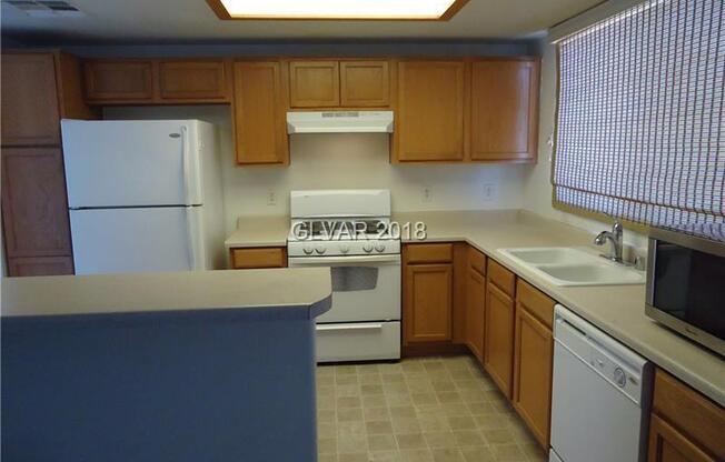 2 Bed / 2 Bath Condo for Rent