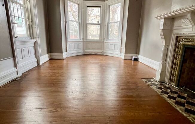18th St N 2126