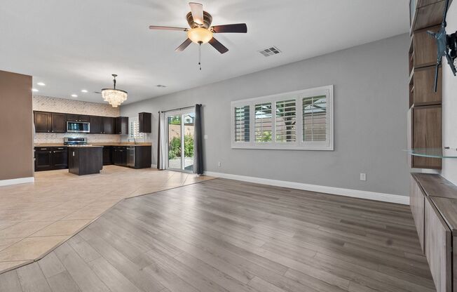 Stunning 3 Bedroom Home with a Large Backyard, in Providence