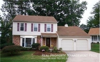 8423 HUNT VLY DR