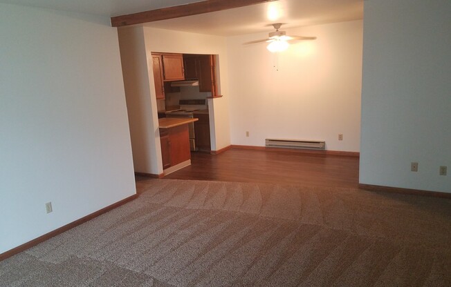 1 bed, 1 bath, 580 sqft, $725