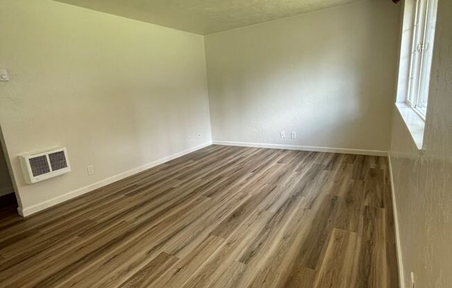 315-325 Lobelia Ave