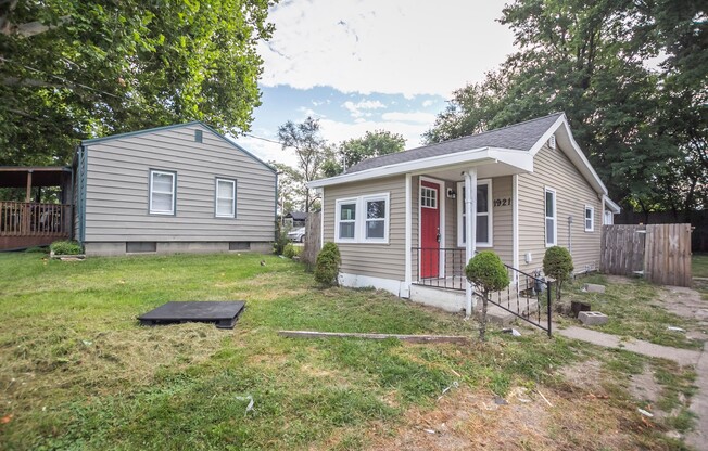Update 1 bedroom Home with Fenced in Yard
