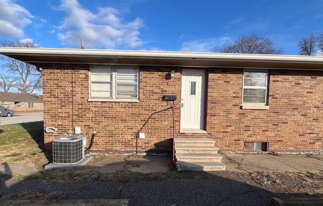 2 beds, 2 baths, $900