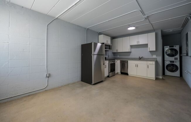 Studio, 1 bath, 354 sqft, $1,195, Unit T301