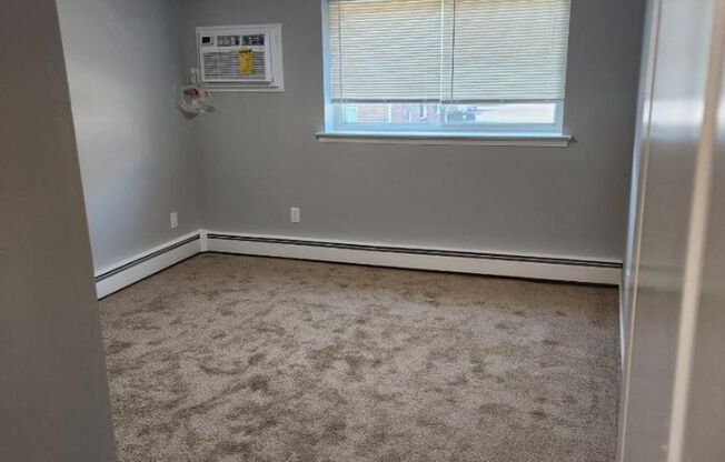 Oakwood Manor Apartments