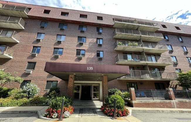 2 beds, 2 baths, 1,115 sqft, $3,950, Unit 601