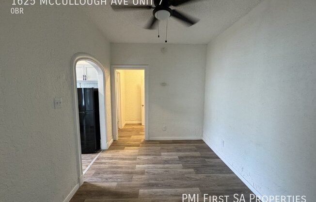 1625 MCCULLOUGH AVE