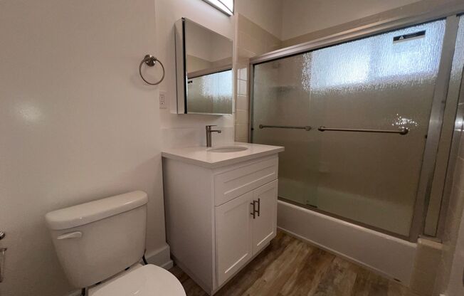 Studio, 1 bath, 300 sqft, $1,450, Unit 105