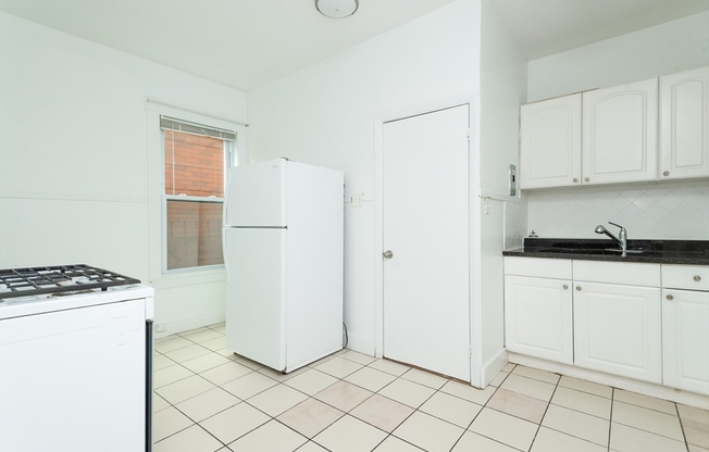 1 bed, 1 bath, $2,100, Unit 1