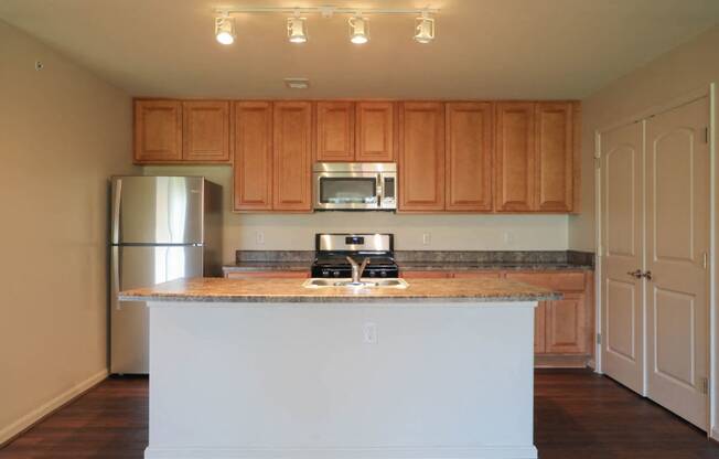 Renovated Oak Kitchen