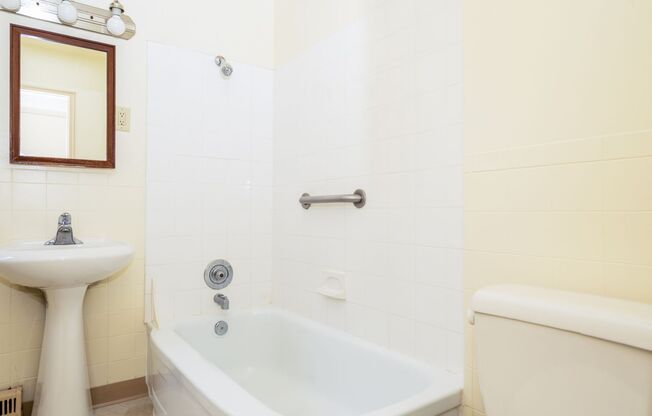 Studio, 1 bath, 403 sqft, $915, Unit 1191-203