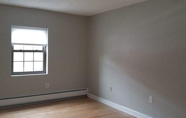 2 beds, 2 baths, 1,060 sqft, $2,800, Unit 32C