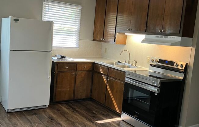 2 bedroom on Cornwallis/Kirkwood