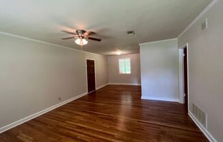 933 Coliseum Boulevard