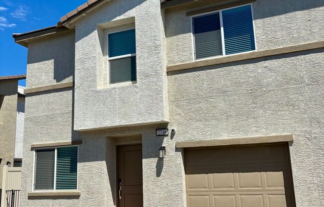 2 Bedroom 2 Bathroom Townhome in Gated Community