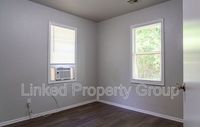 1321 NE 39 ST