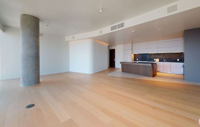 2 beds, 2.5 baths, 2,802 sqft, $18,995, Unit PH15