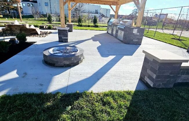 2 beds, 2 baths, 974 sqft, $1,250, Unit 3809-1B