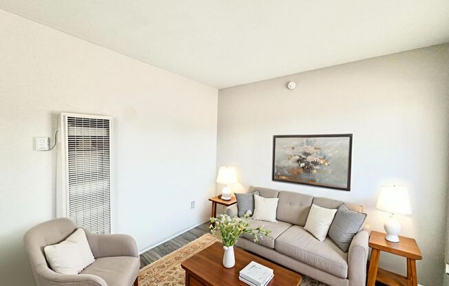 2924 W Bijou St.