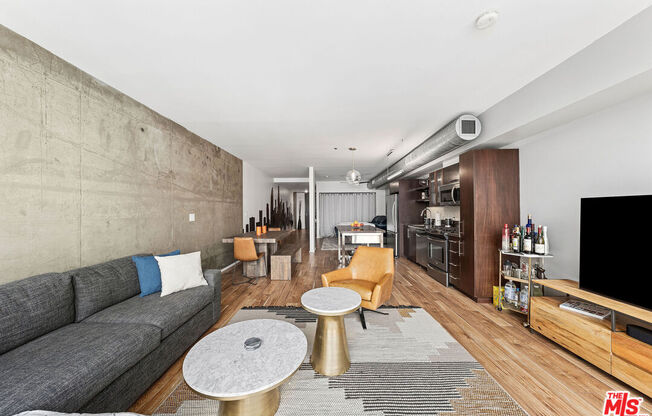 1 bed, 1 bath, 950 sqft, $3,150, Unit 1111