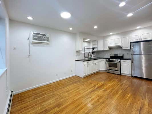 2 beds, 1 bath, 900 sqft, $2,800, Unit 1