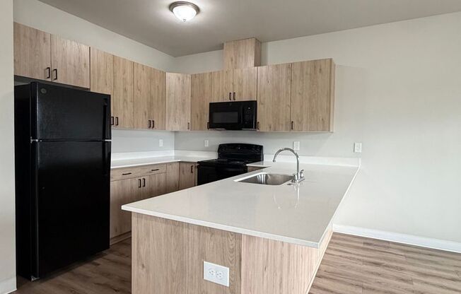 1 bed, 1 bath, 791 sqft, $1,350, Unit C313