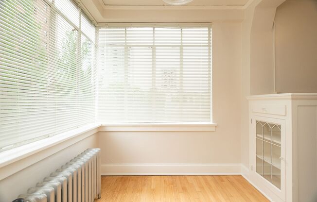1 bed, 1 bath, 550 sqft, $1,550, Unit 708