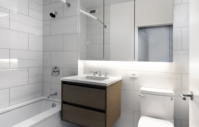 2 beds, 2 baths, $9,500, Unit 15E