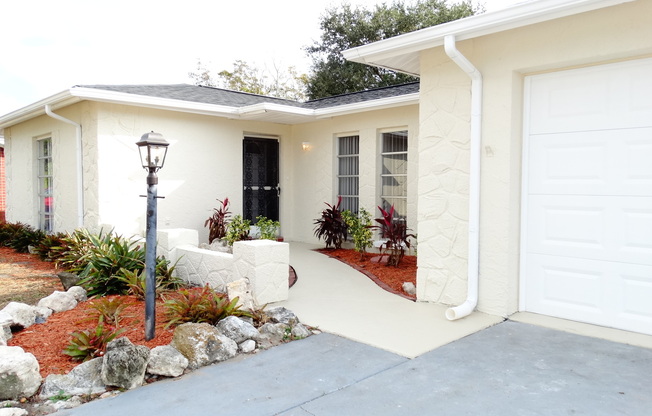 Newly Renovated Spacious 3/2/1 In Port Richey