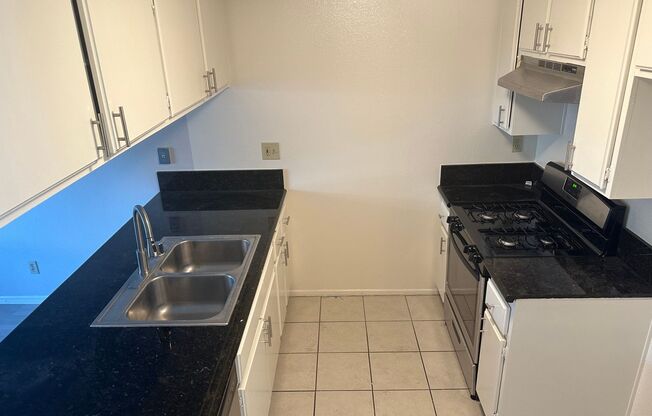 1 bed, 1 bath, $1,895, Unit 02