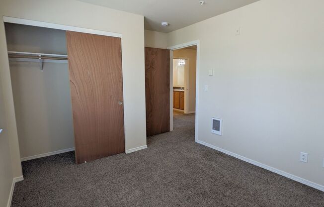 3 beds, 2 baths, 1,180 sqft, $1,625, Unit C104