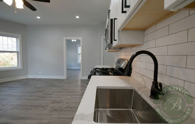 2 beds, 2 baths, 709 sqft, $2,550, Unit 1067-2