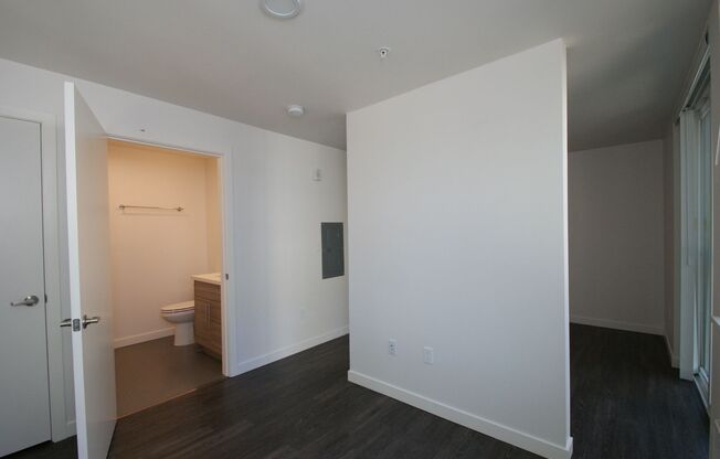 1 bed, 1 bath, 368 sqft, $1,450, Unit 110