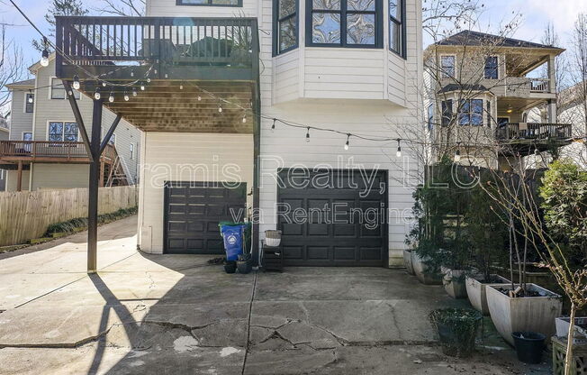 3102 ALSTON DR