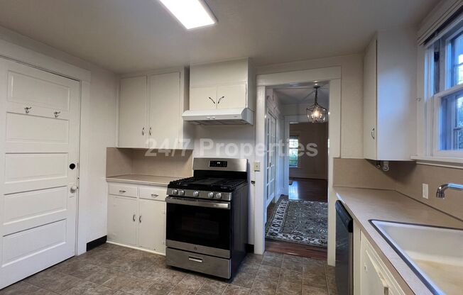 1 bed, 1 bath, $1,495, Unit 2604 Unit 2