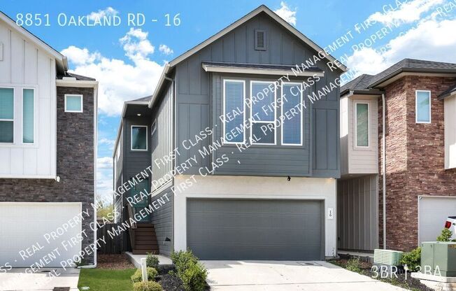 8851 OAKLAND RD