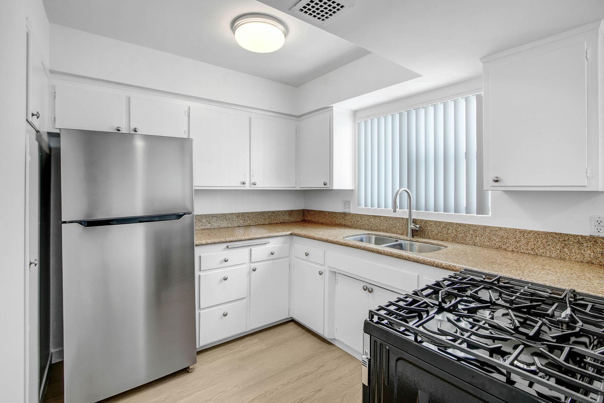 744 S.Windsor Blvd. - just south of Wilshire Blvd.