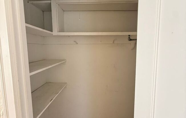 2 beds, 2 baths, 1,303 sqft, $2,200, Unit New King Edward  401